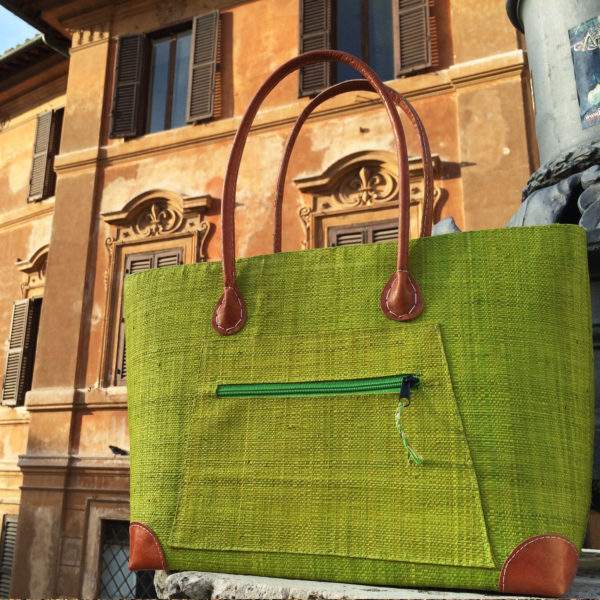 Large vero handbag in Rome