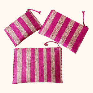 Set of 3 raffia pochettes in pink stripes with zip fastening - cut out photo