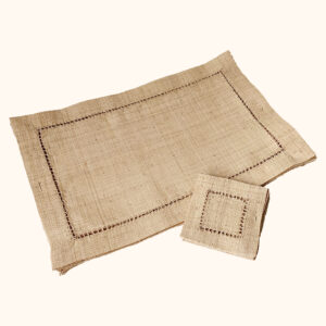 Natural raffia placemats and coasters in a set of 6