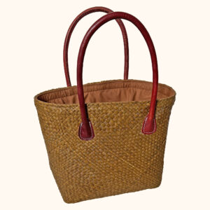 Camille raffia tote bag in cinnamon cut out photo